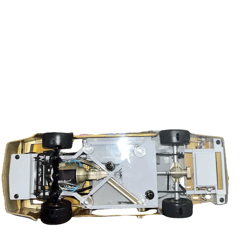 Camaro Xtreme 2001 Dick Trickle Action Xtreme 1/24 #99 Miller High Life 1989 Foto 3 de 4