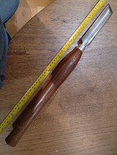 Crown Tools HSS oval skew chisel W~1 1/4" L~21" H~13 7/8" weight~589g