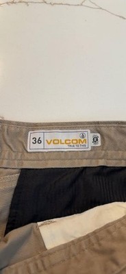 Volcom shorts Size 36