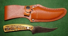 RUKO "Sharp Finger" Faux Antler Hilt 7" Hunting and Skinning Knife with Sheath