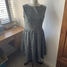Lindy Bop Green Polka Dot Tea Dress Size 14 Lined Sleeveless fully lined