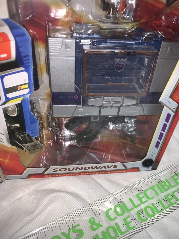 Transformers Robots in Disguise Serie G1 Edición Conmemorativa Soundwave EE. UU. Foto 4 de 4