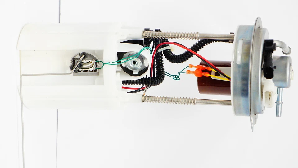 Módulo de bomba de combustível Bosch F00E194627 para Chevrolet GMC Silverado 1500 2004-2007 - Imagem 3 de 4