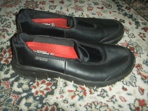 skechers leather work shoes womens