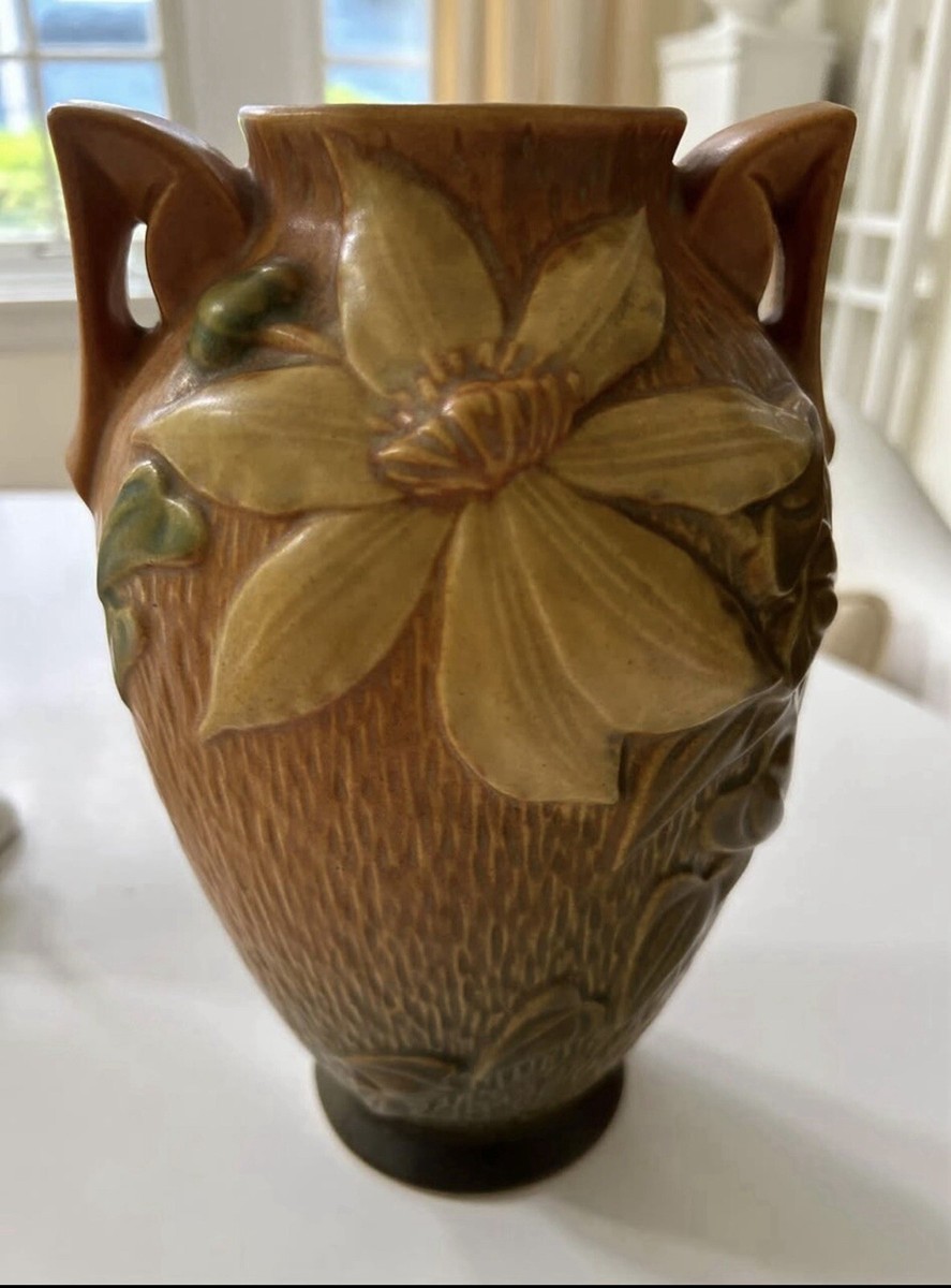 Vintage Roseville Pottery Brown Clematis Vase #110-9, 9” Tall | eBay