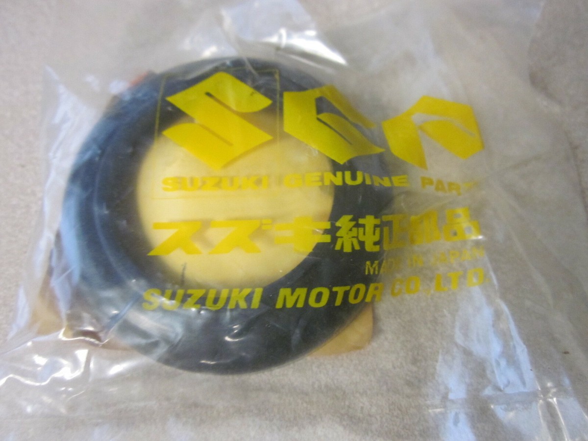 ポテ子(っ ॑꒳ ॑c) NOS Suzuki Rubber Dust Seal 1970-1980 TS125 TS185 RV125 51643
