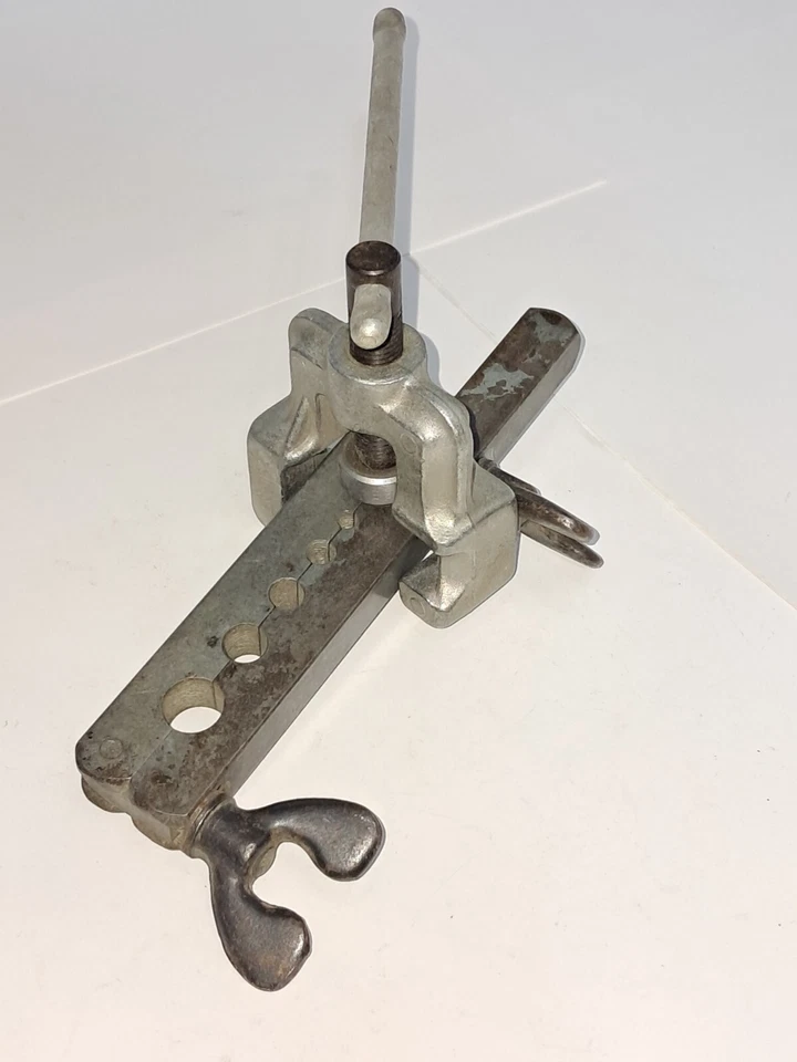 Vintage IMPERIAL BRASS CHICAGO FLARING TOOL MADE IN USA 193-F (t) - Image 2 of 4