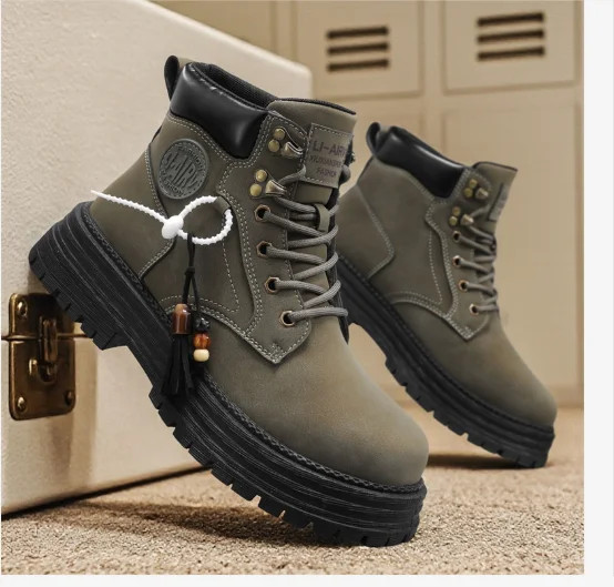 Men's High Top Fashion Motorcycle Leather Shoes Outdoor Comfortable Ankle Boots