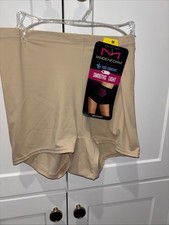 NWT MAIDENFORM SIZE M 6 BOYSHORT UNDERWEAR