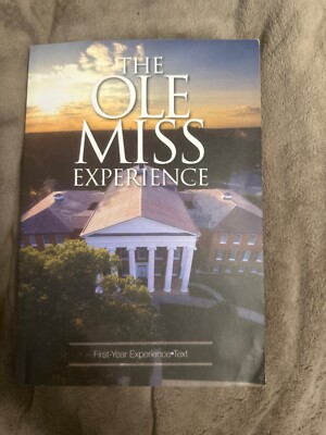 The Ole Miss Experience 2018 by Leslie Banahan (2018, Trade Paperback)
