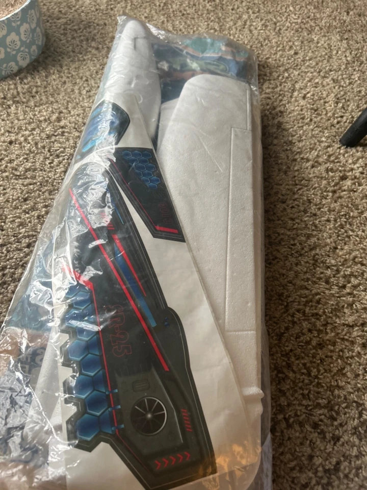 Maui SKYRIDERS 4ft wingspan Foam Airplane Kit Made in USA flies 150 ft - Image 2 of 3