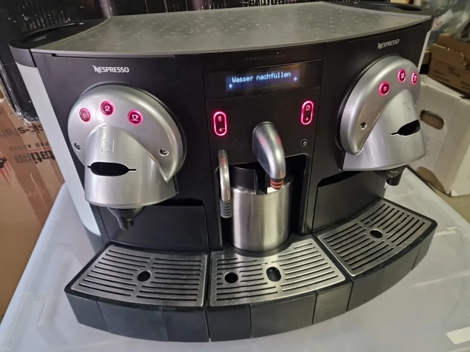 Professional Nespresso Gemini CS220 Pro Commercial Coffee Machine - Bild 2 von 4