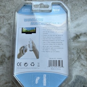 New Nintendo Wii Nunchuck Wireless 2.4 GHZ