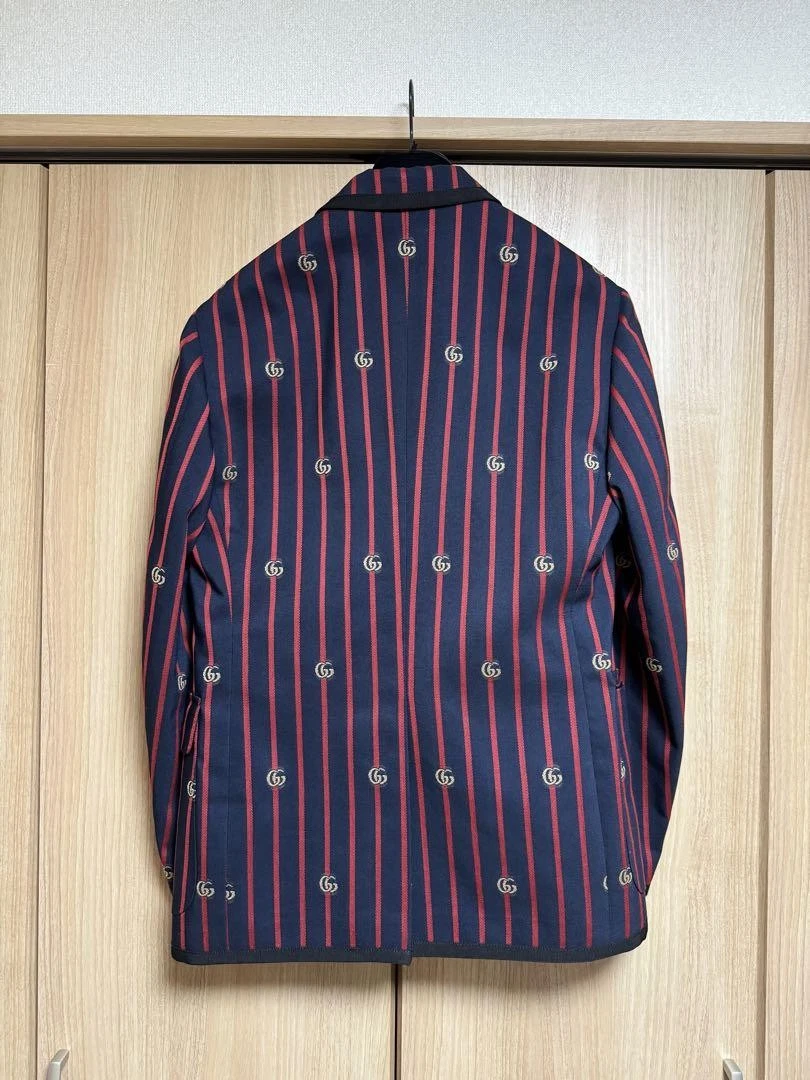 Giacca Gucci a righe con logo Gg