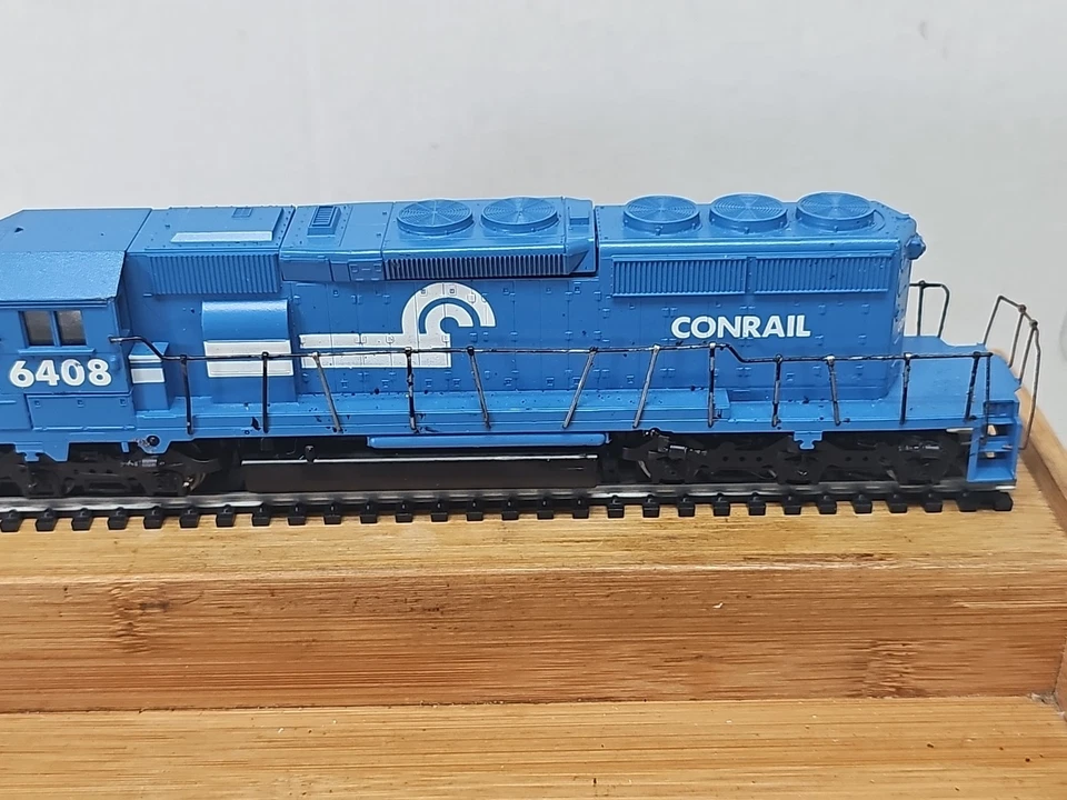  ATHEARN 4404 CONRAIL EMD SD40-2 DIESEL LOCOMOTIVE #6408 Runs.  - Image 4 of 4