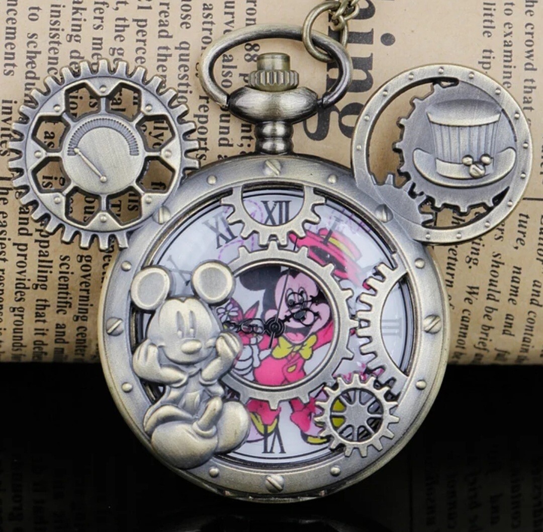 #1261 Mickey Mouse Pocket Watch 限定版 Vintage Bradley Mickey Mouse Pocket Watch. USA Train With