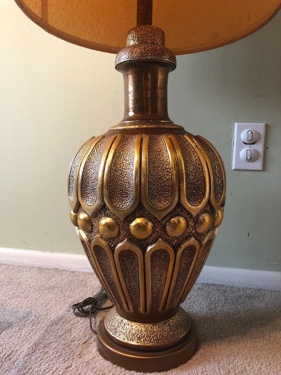 Hollywood Regency Gold GIlt Mid Century Modern Table FORTUNE LAMP