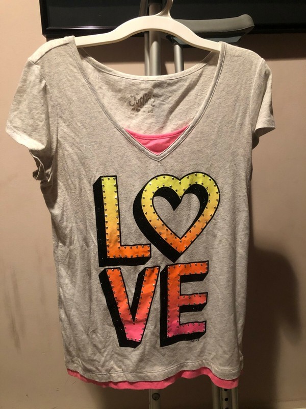 Girls Gray Justice "LOVE " Shirt Size 16