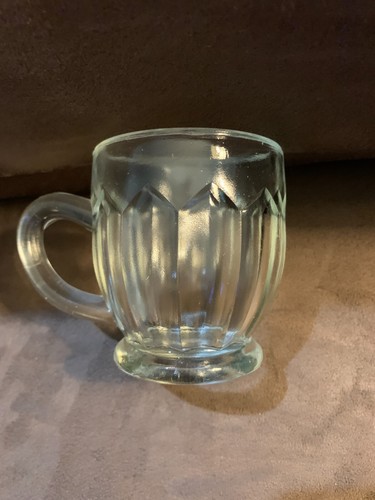 Tazza Mug Vintage Piccola Vetro Trasparente Mini Stein Piccolo Bambino Vetro Origine Europea - Foto 11 di 11