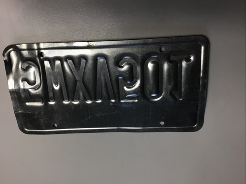 California Cursive "Lipstick" Style Font License Plate 5WXV501 - Imagen 6 de 12