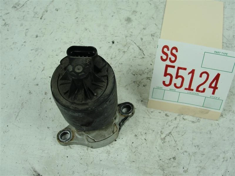 Saturn S Series 2001 2002 cupé motor DOHC válvula EGR OEM usado Foto 4 de 4