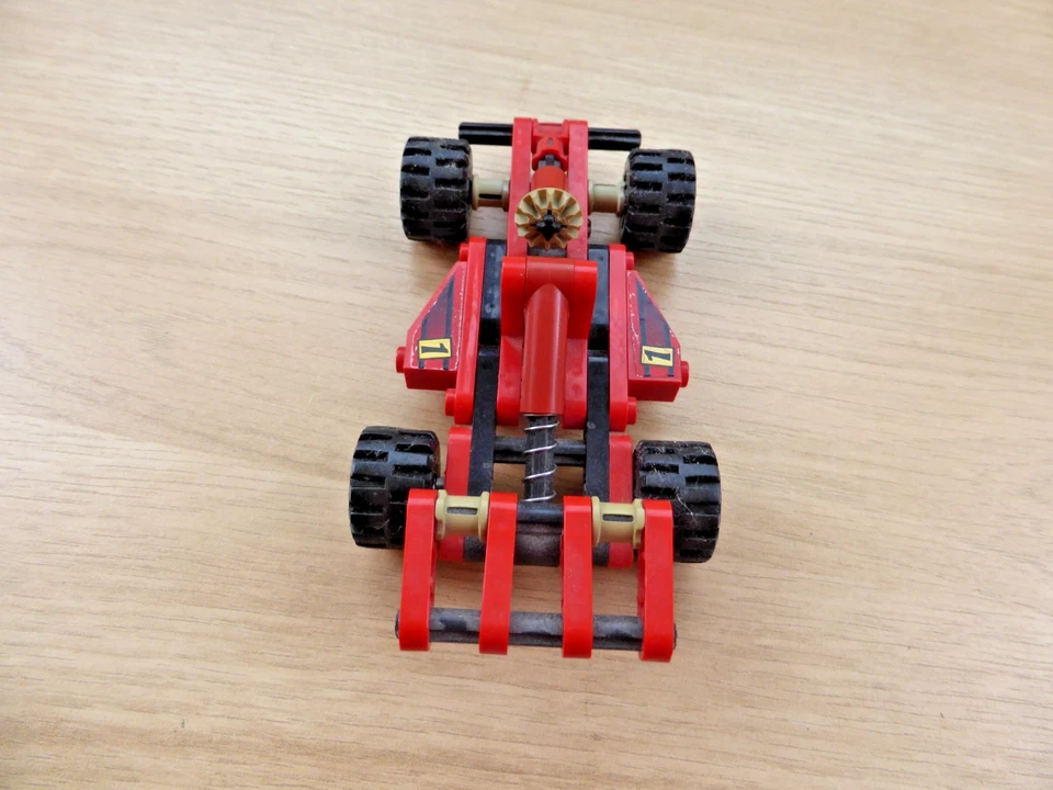 LEGO Technic 8209 Future F1, photo 3 of 5