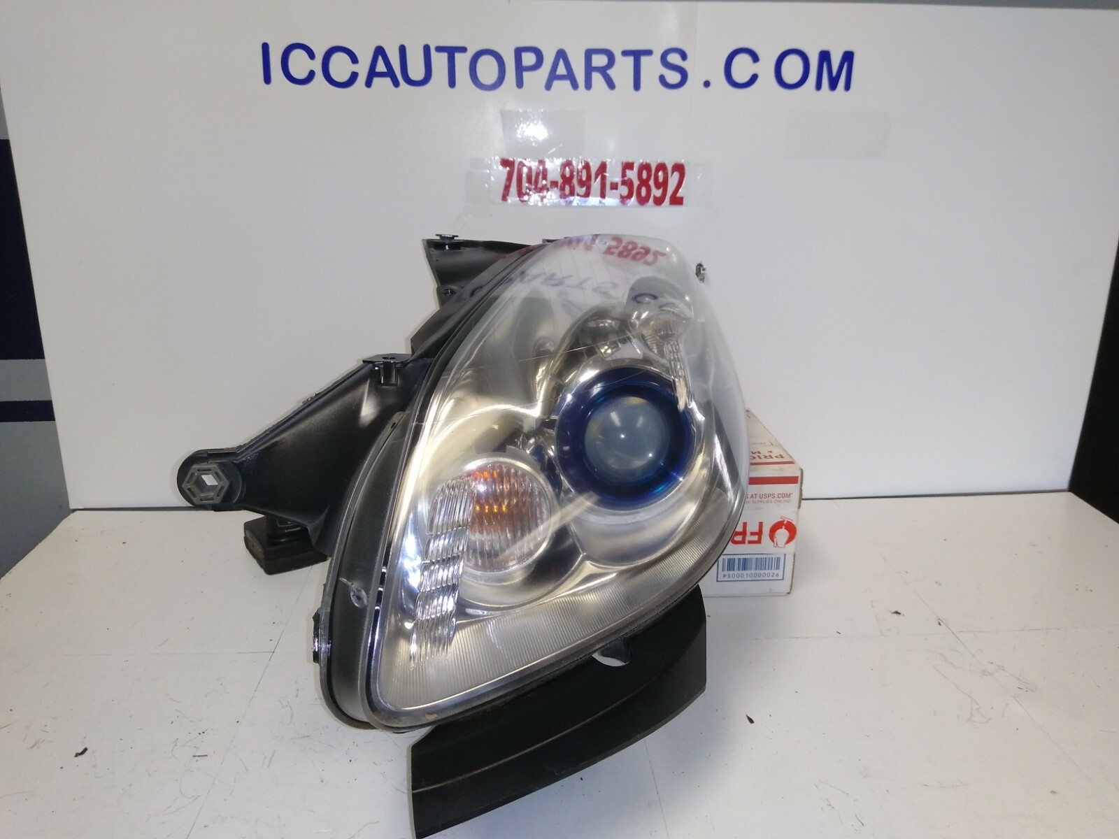 20082012 Buick Enclave Headlight Assembly LH Driver Xenon adaptive AFS