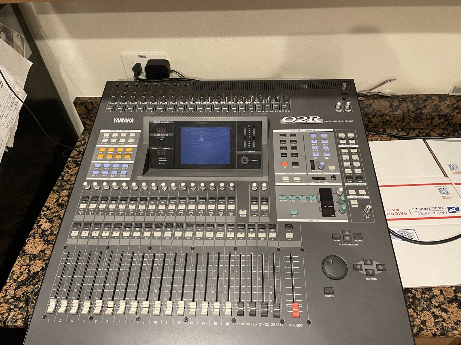 外見綺麗 YAMAHA O2R デジタルミキサー YAMAHA O2R デジタルミキサー