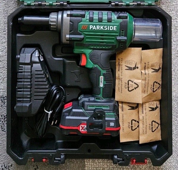 Parkside Akku-BlindnietsetzgeräT Pbnsg 20-Li A1 , Mit Akku (2Ah) Und LadegeräT-image