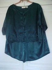 Victoria's Secret Size L Shorty PJ/Lounging Set Silky Embroidery EXCEPTIONAL