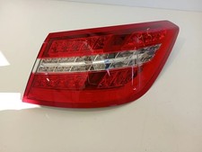 MERCEDES-BENZ E Coupe C207 Rücklicht hinten rechts A2079060258 2.10 35131744