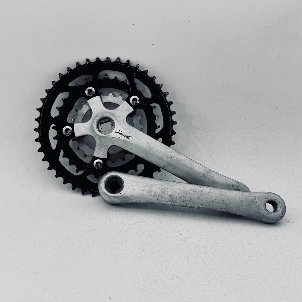 Sugino Bicycle Cranksets with Triple Chainrings 175 mm Crankarm