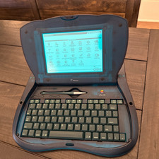 Refurbished Apple Newton eMate 300 - Fully operational with AC/Batt/Cords