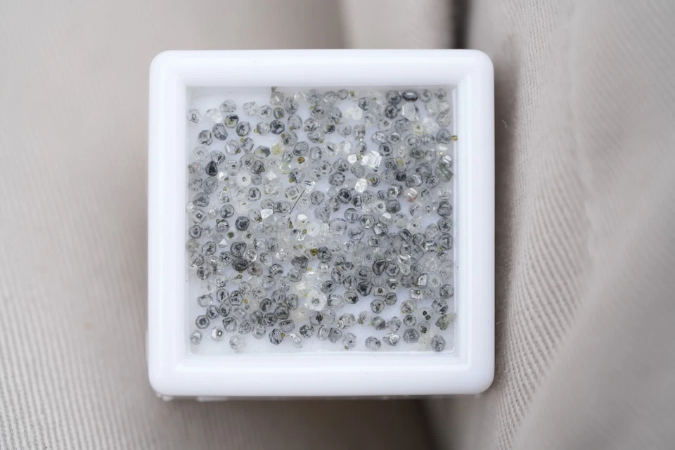 Lab Grown Raw Diamond, Round Lab Created Cvd Diamonds For Jewekry - Image 4 of 4