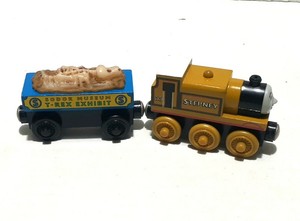 wooden railway stepney