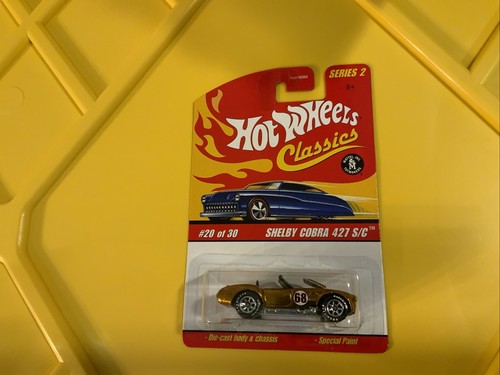 2006 HOT WHEELS CLASSICS SERIES 2 SHELBY COBRA 427 S/C MINT ON CARD @