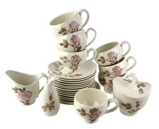 Red Wing Pottery Rose Pattern Futura Shape Tea Cups Saucers Cream Sugar 24 Pc
