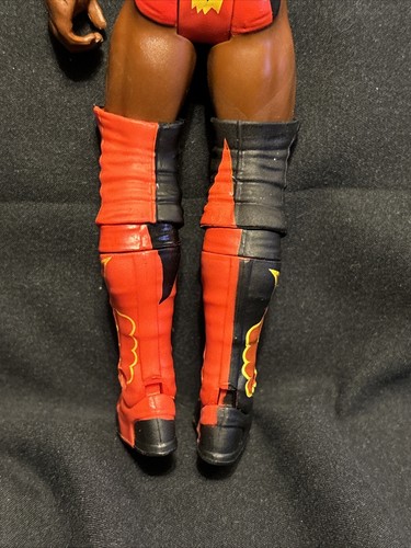 Kofi Kingston New Day WWE MATTEL Basic Series 2010 WRESTLING FIGURE MINT - Picture 7 of 12