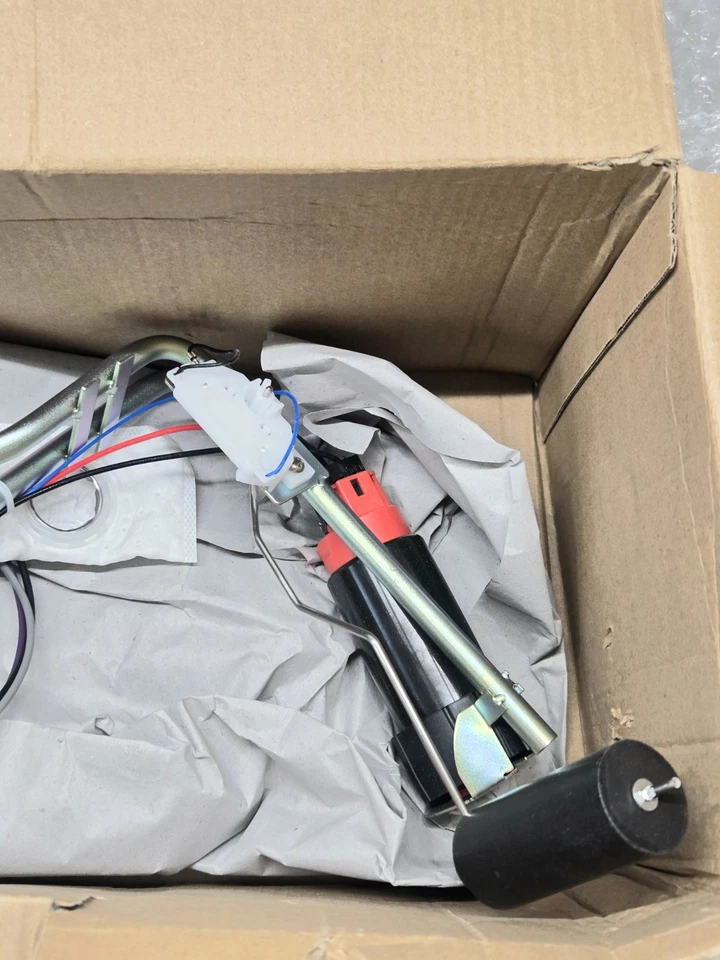 Para 1989-1996 Chevrolet Corvette 5.7L conjunto de módulo de bomba de combustível com unidade de envio - Imagem 4 de 4