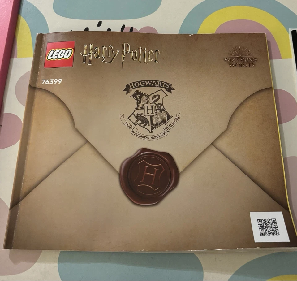 LEGO Harry Potter 76399 Hogwarts Magical Trunk, photo 1 of 5