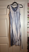 Karen By Karen Kane Blue And White Tie-Dye Sleeveless overlay Dress Size Large