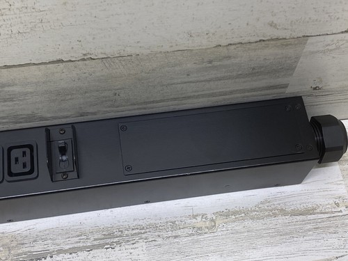 High Power Mining PDU 415V / 3 Phase 3xC13 / 12xC19 - Output 240V 80A New - Picture 5 of 17