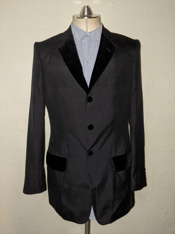 复古 36R ICONIC DOLCE & GABBANA 丝绸天鹅绒 Frock 像夹克外套燕尾服 — 第 3/4 张图片