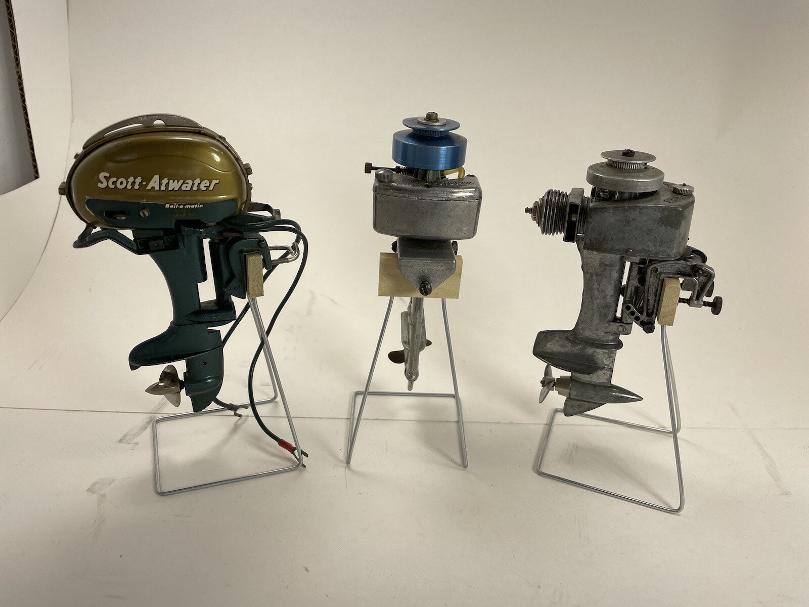 10 Toy Outboard Boat Motor Stands eBay