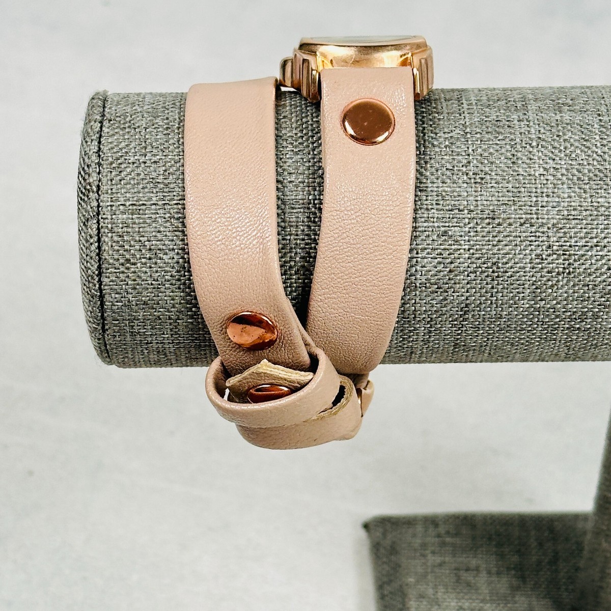 La Mer Collections Watch Womens 25mm Pink Band Wrap Around  display picture 1