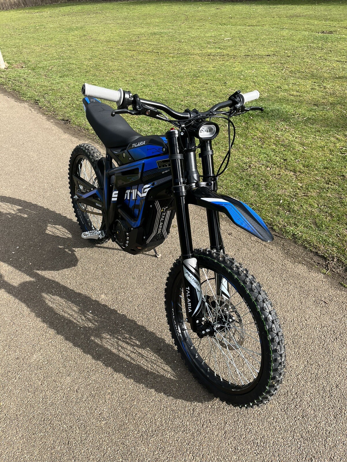 Picture 2 of 10