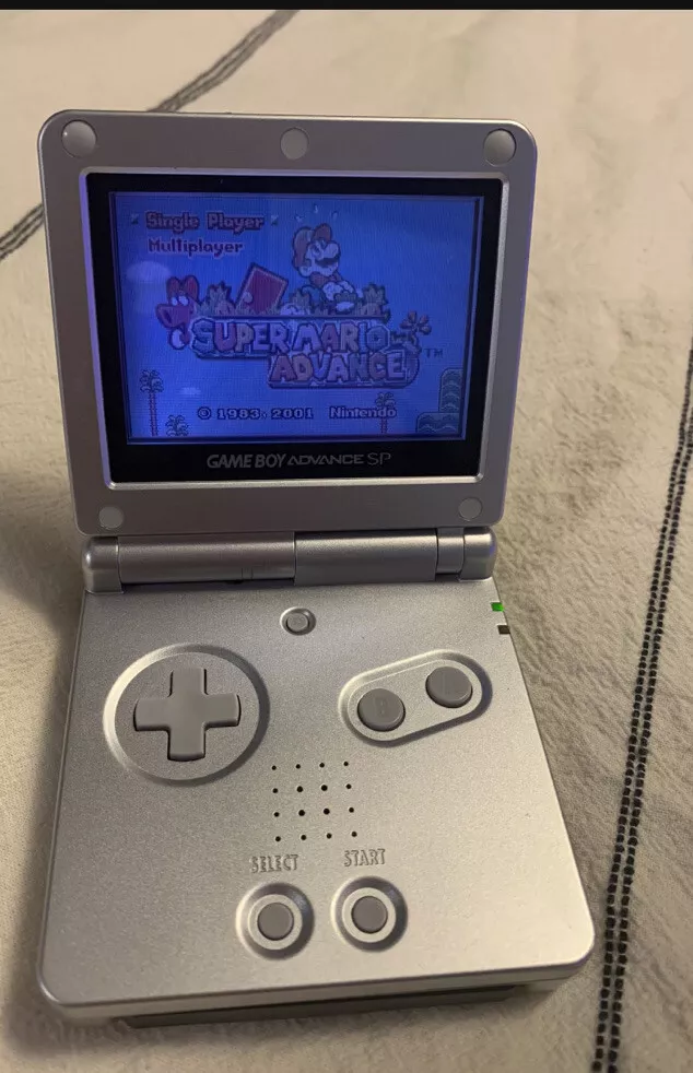 Nintendo Game Boy Advance SP - Silver