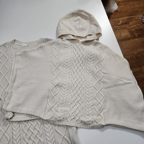 Girls GAP Cream Color Cable Knit Dress, Hooded Poncho, and Leggings Size S - Picture 4 of 12
