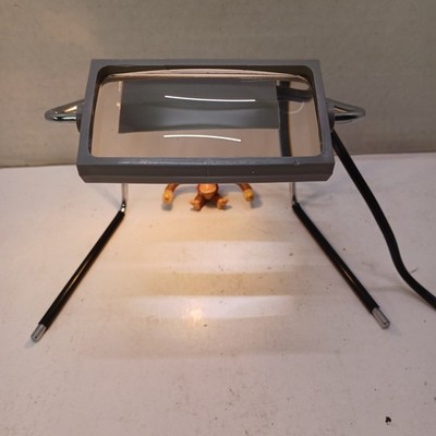 Vintage Bausch & Lomb Illuminated Stand Magnifier USA Working Clean