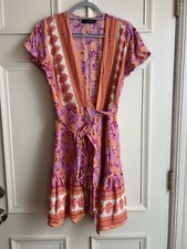 WOMEN'S FLORAL WRAP DRESS SIZE SMALL FROM YESSICA